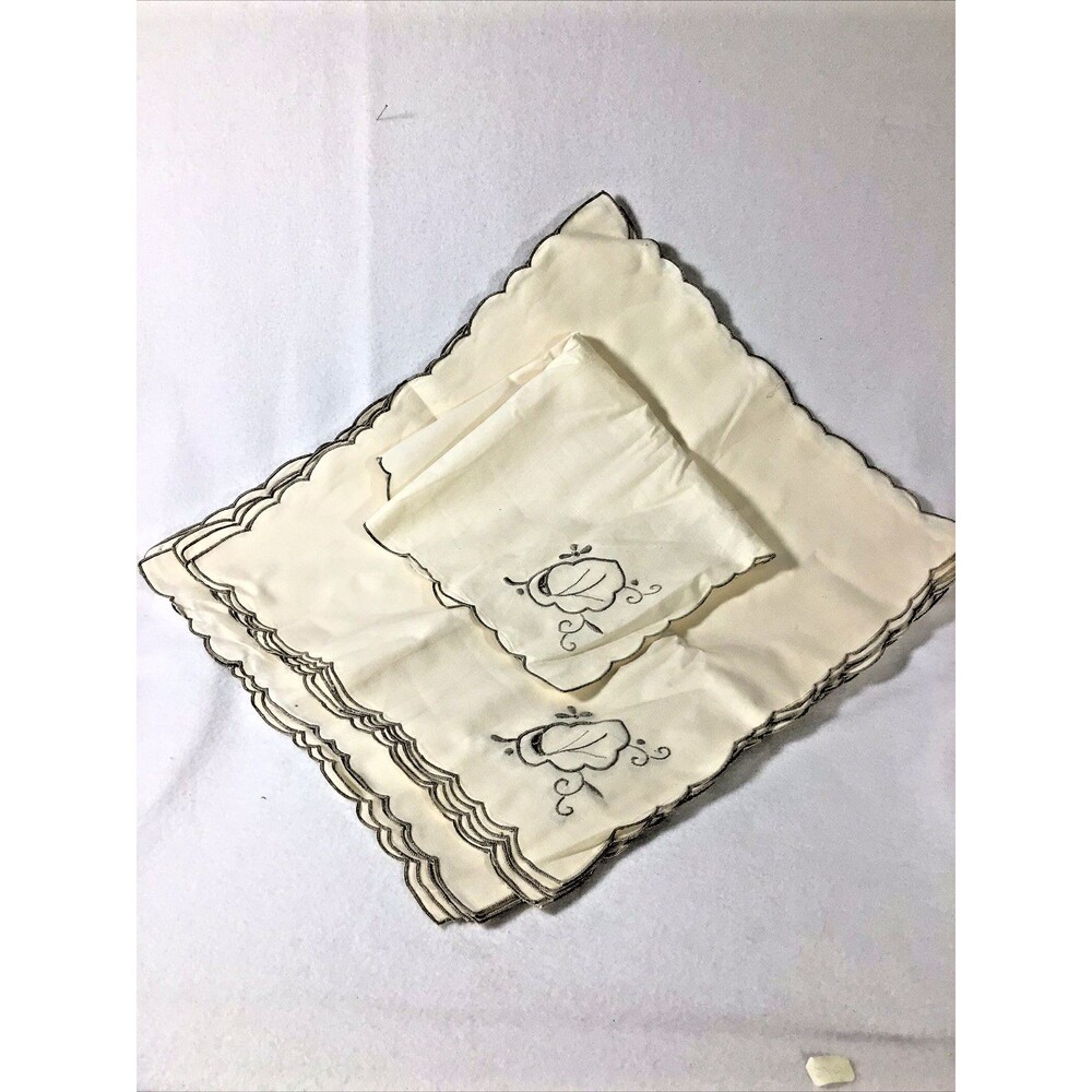 Vintage Cream Cotton Napkin Set 12pc Scalloped Embroidered Table Decor 15 x 15 " - Picture 3 of 12